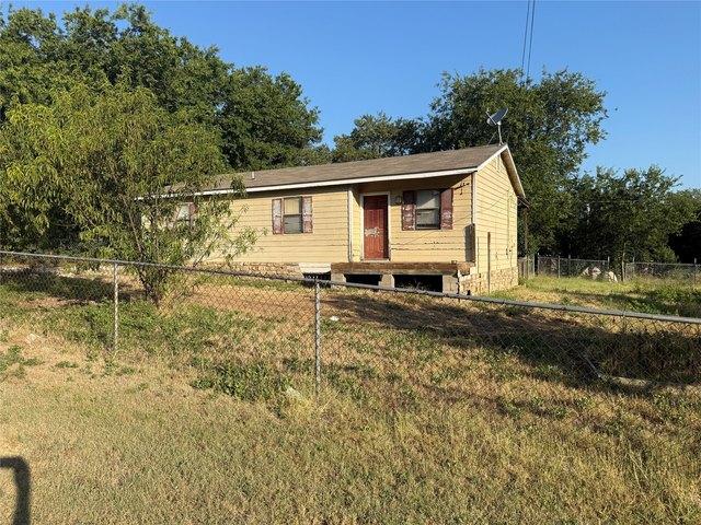 House for sale in Whitney, Texas
