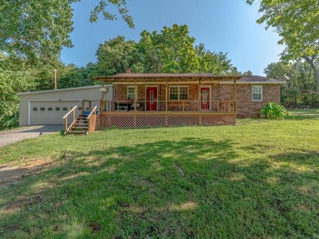 House for sale in Ark