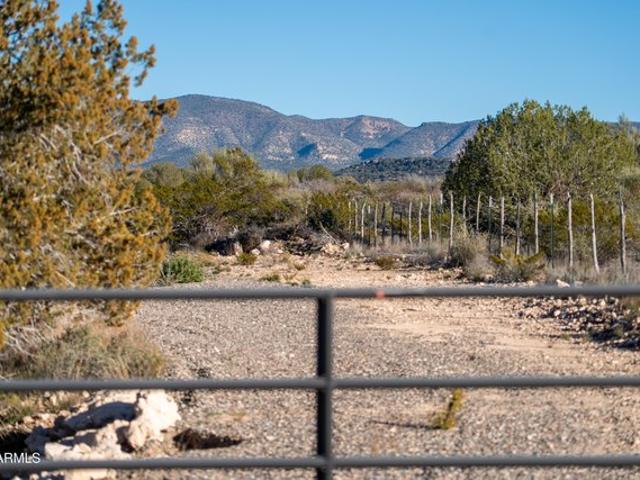 Land for sale in Lake Montezuma, Arizona
