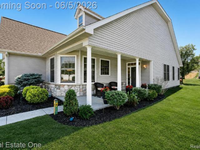 Condo for sale in Auburn Hills, Michigan