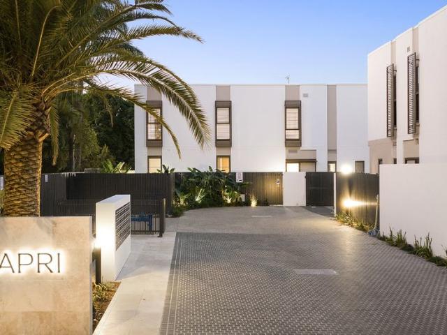 Townhouse for rent in Fernbrook, Queensland