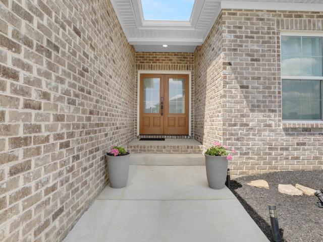 House for sale in Newburgh, Indiana