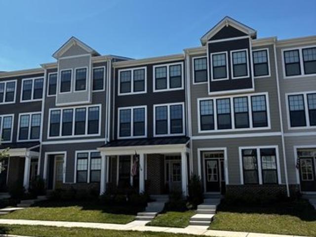 Townhouse for sale in Virginia