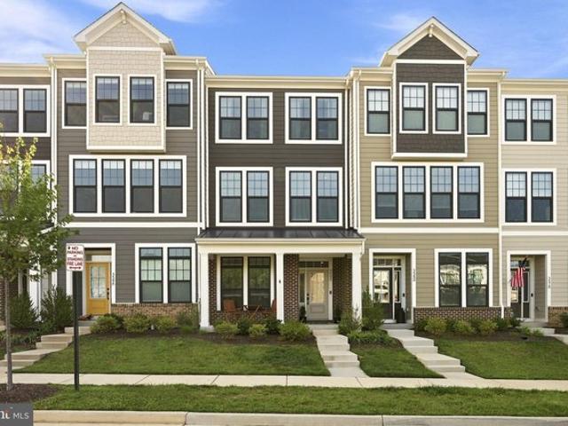 Townhouse for sale in Virginia