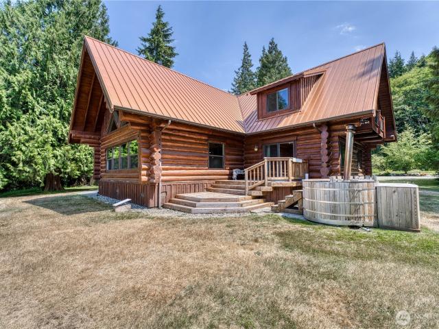 House for sale in Washington