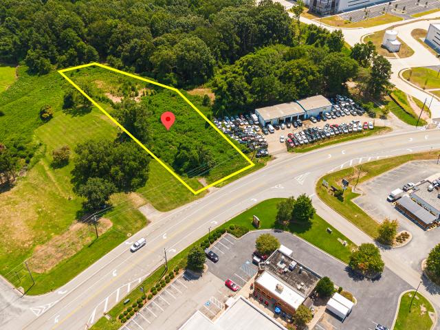 Commercial for sale in Oakwood, Georgia