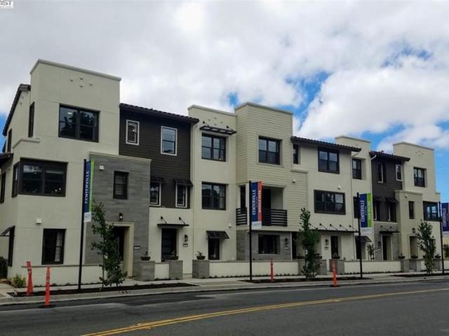 Townhouse for sale in Fremont, California