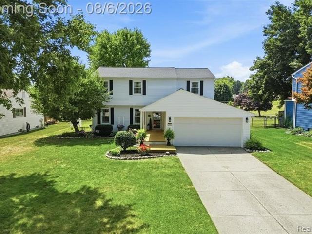 House for sale in Wixom, Michigan
