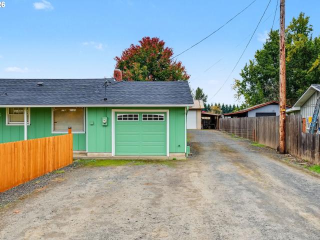 House for sale in Albany, Linn County