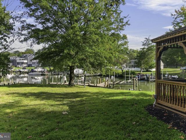 House for sale in Larkington, Edgewater