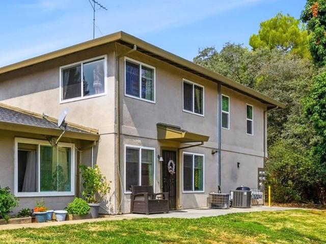 Condo for sale in Auburn, California