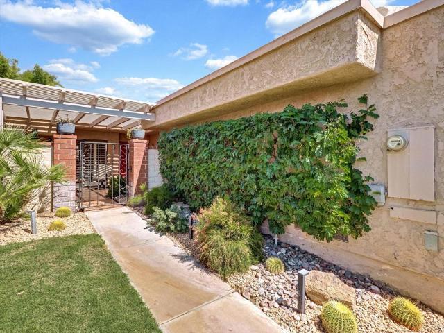 Condo for sale in Cathedral City, California
