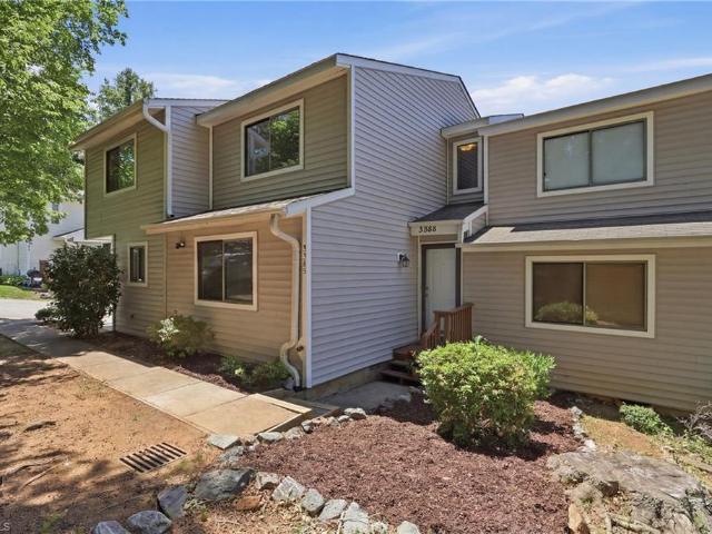 Townhouse for sale in Pfafftown, North Carolina