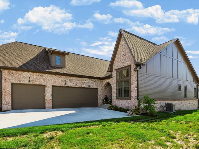 House for sale in Zionsville, Boone County