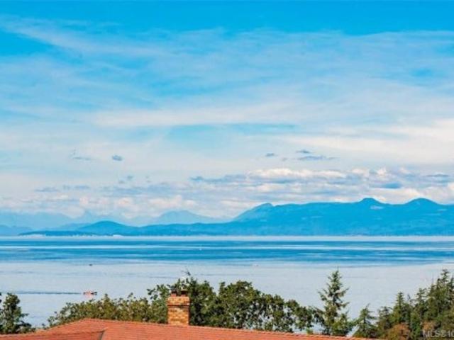 Land for sale in Hammond Bay, Nanaimo