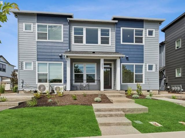 Townhouse for sale in Oregonia