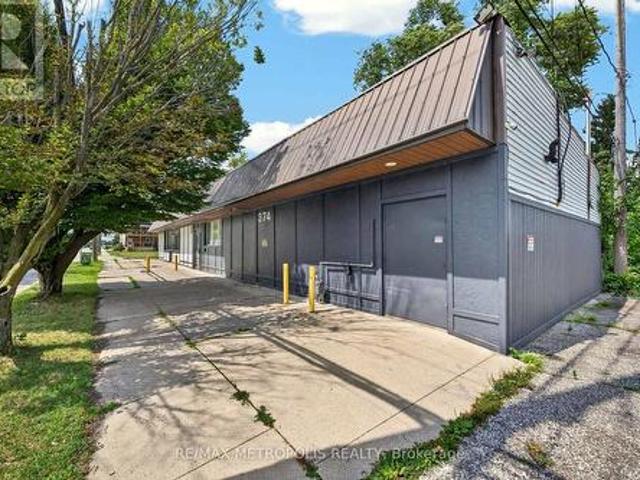 Commercial for sale in South Central, Windsor
