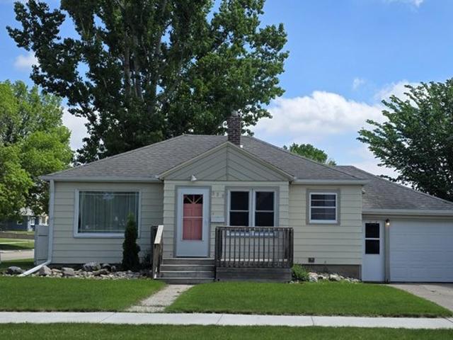 House for sale in Valley City, North Dakota
