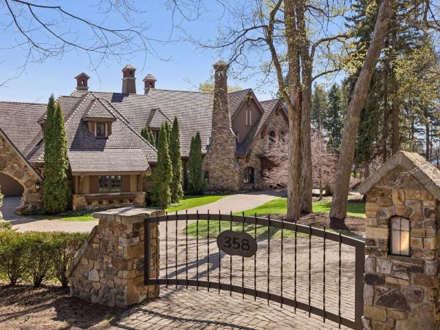 House for sale in Hennepin, Minnesota