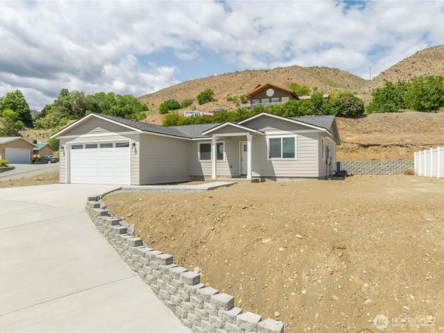 House for sale in Pateros, Washington