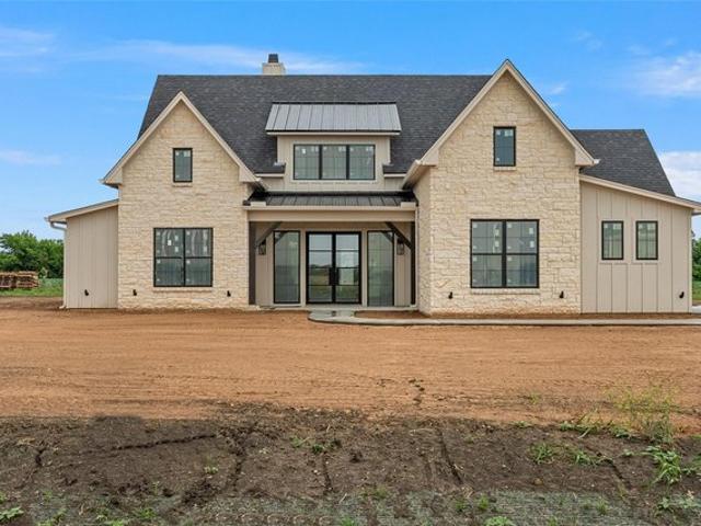 House for sale in China Spring, Texas