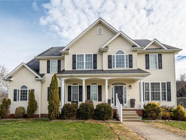 House for sale in Louisa, Kentucky