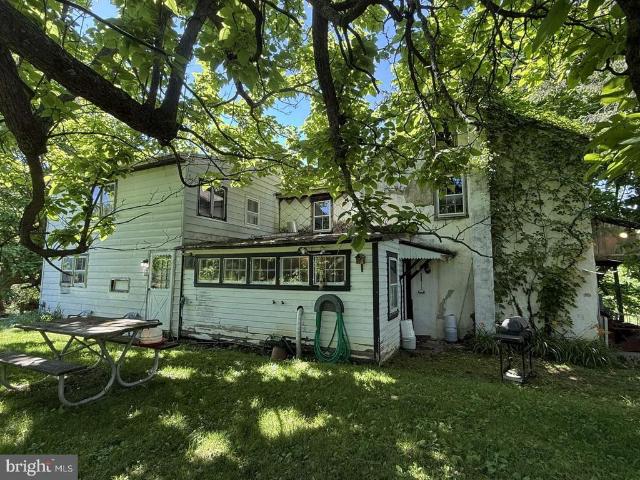 House for sale in Lewis Mills, West Nantmeal Township