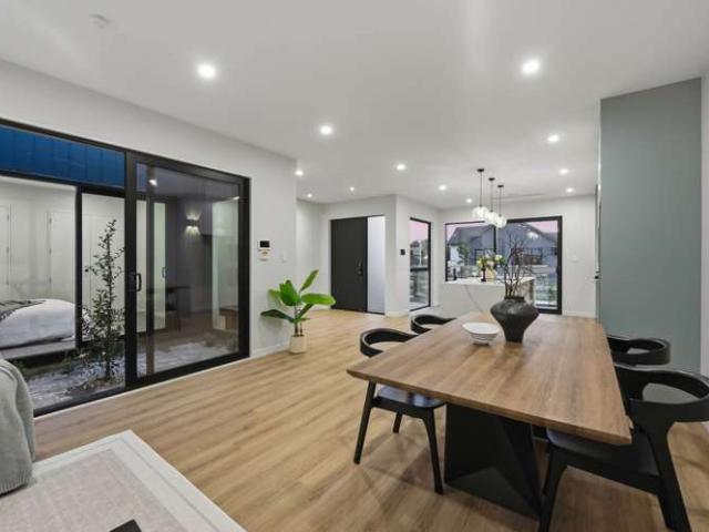 House for sale in Karaka, Franklin