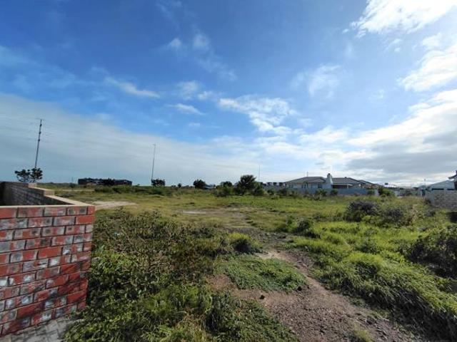 Land for sale in Cape St Francis, Eastern Cape