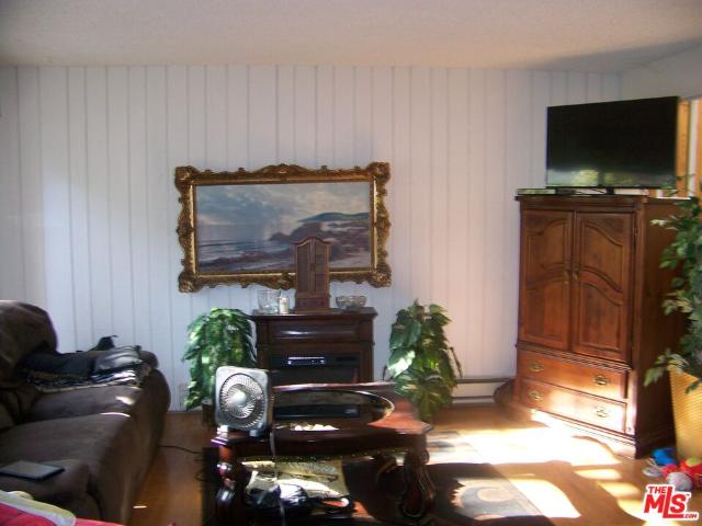 Condo for sale in Canoga Park, California
