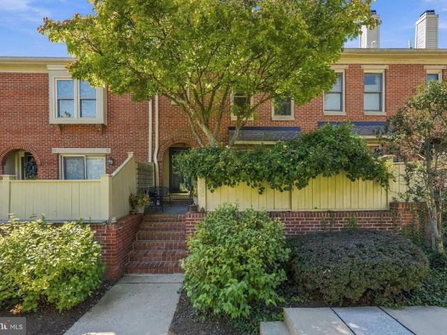 Condo for sale in Waverly Apartments, West Chester