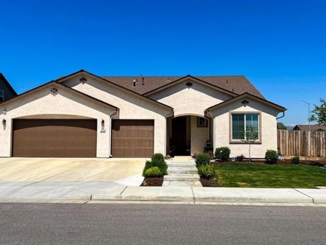 House for sale in Reedley, California