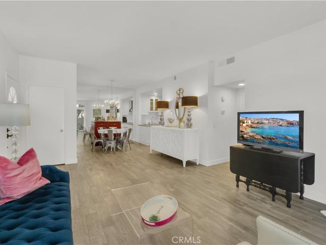 Condo for sale in Corona Del Mar, California