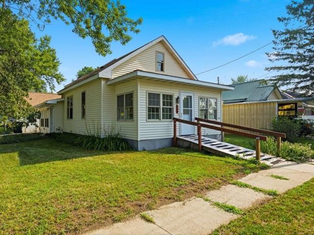 House for sale in Lone Rock, Wisconsin