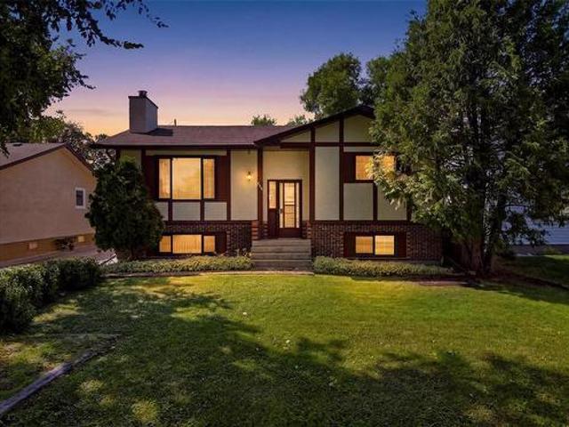 House for sale in East St. Paul, Manitoba