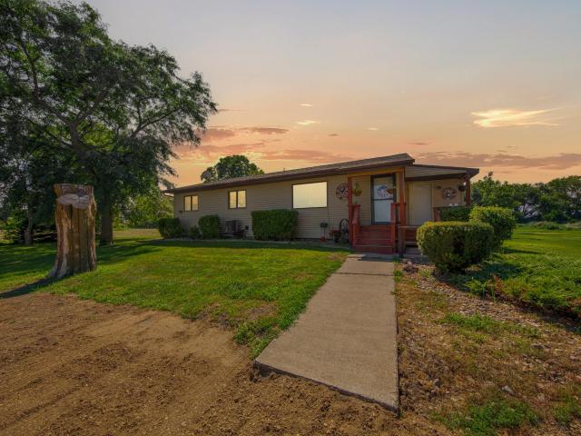 House for sale in Bingham Lake, Minnesota