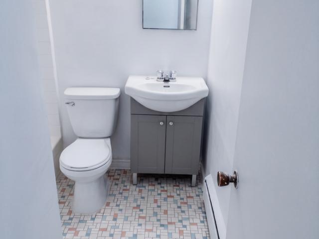 Apartment for rent in St. Leonard's, Quebec