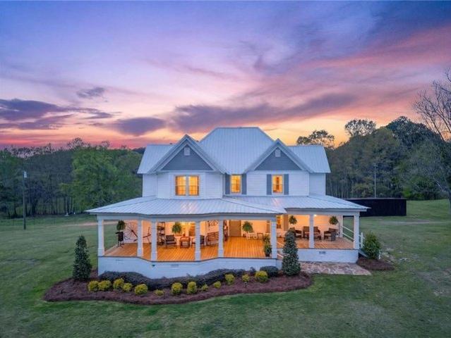House for sale in Roopville, Georgia