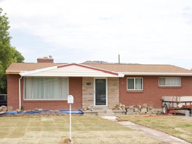House for sale in West Valley City, Utah