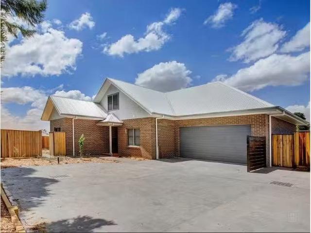 House for rent in Manchester Square, New South Wales