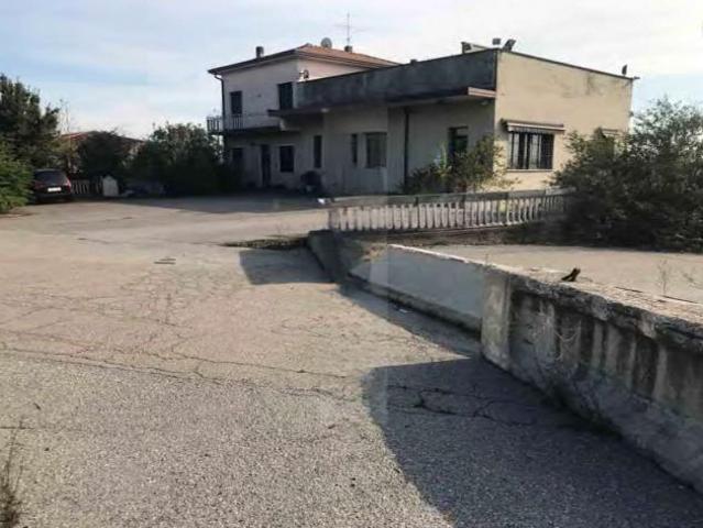 Ufficio in vendita a Zona Est, Brescia