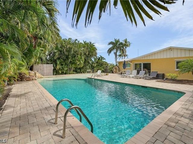 House for sale in Saint James Mobile Home Park, Saint James City