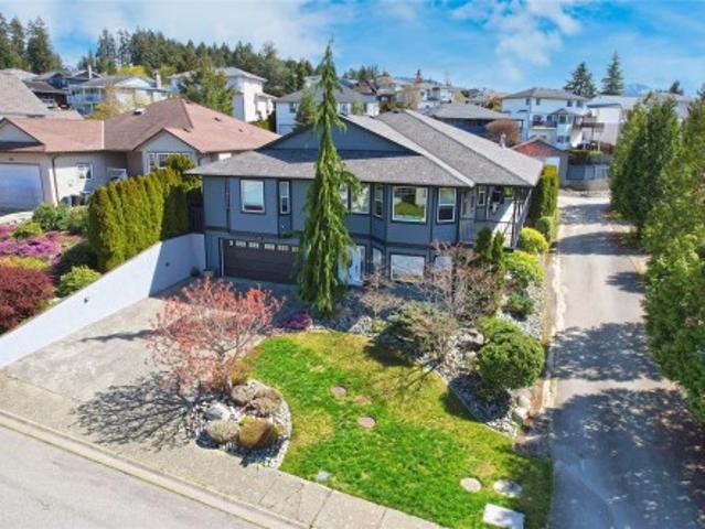 House for sale in Clayoquot, British Columbia