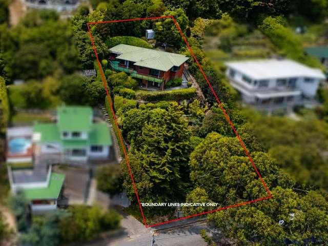 House for sale in Chaslands, Canterbury
