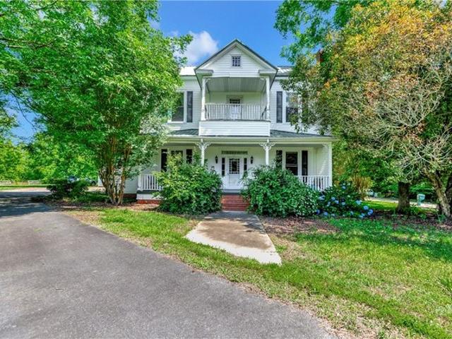 House for sale in Central, South Carolina