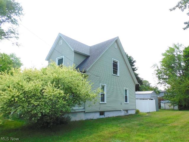 House for sale in Conneaut, Ohio