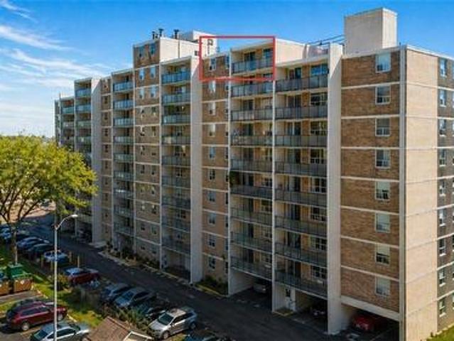 Condo for sale in Niagara, Ontario