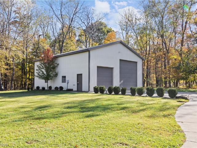 House for sale in Sun Valley, Hancock County