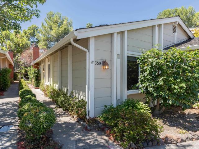 Townhouse for sale in Walnut Creek, California