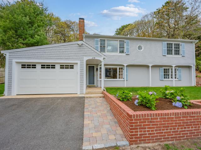 House for sale in Centerville